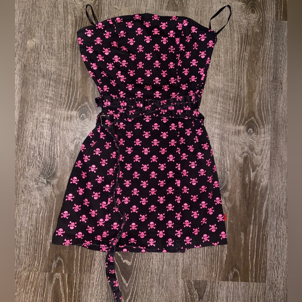 Tripp nyc vintage pink skull pattern strapless dress